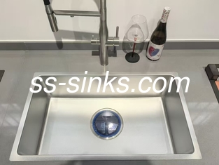 سینک تک لگن استیل ضد زنگ سفارشی برای آشپزخانه با طراحی مربع و همیشگی