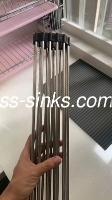 18 گج سینک آشپزخانه دست ساز با قرار دادن فاضلاب عقب یا مرکز 220mm عمق کاسه