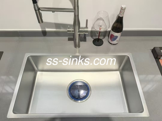 سینک تک لگن استیل ضد زنگ سفارشی برای آشپزخانه با طراحی مربع و همیشگی